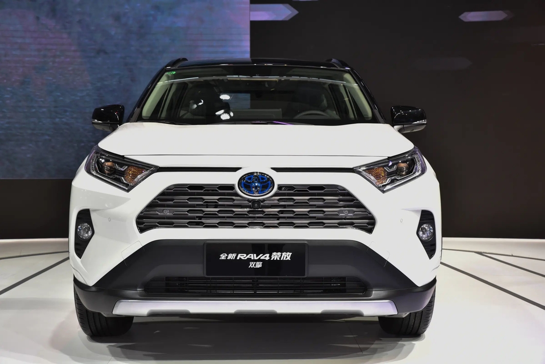 Kompakter RAV4 Toyota Benzin SUV 2.0L 2.5L Motor FWD AWD 5 Sitzplätze
