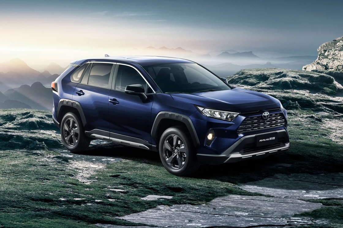 Maximalgeschwindigkeit 180 km/h Toyota Benzin Car RVA4 5 Tür 5 Sitz SUV