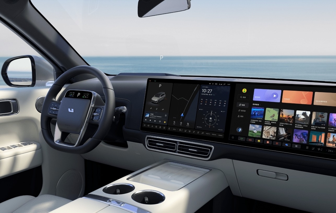 Erleben Sie die Zukunft des Fahrens mit der Lixiang L9, der Elektrolimousine mit fortschrittlichen Technologien und markantem Design.