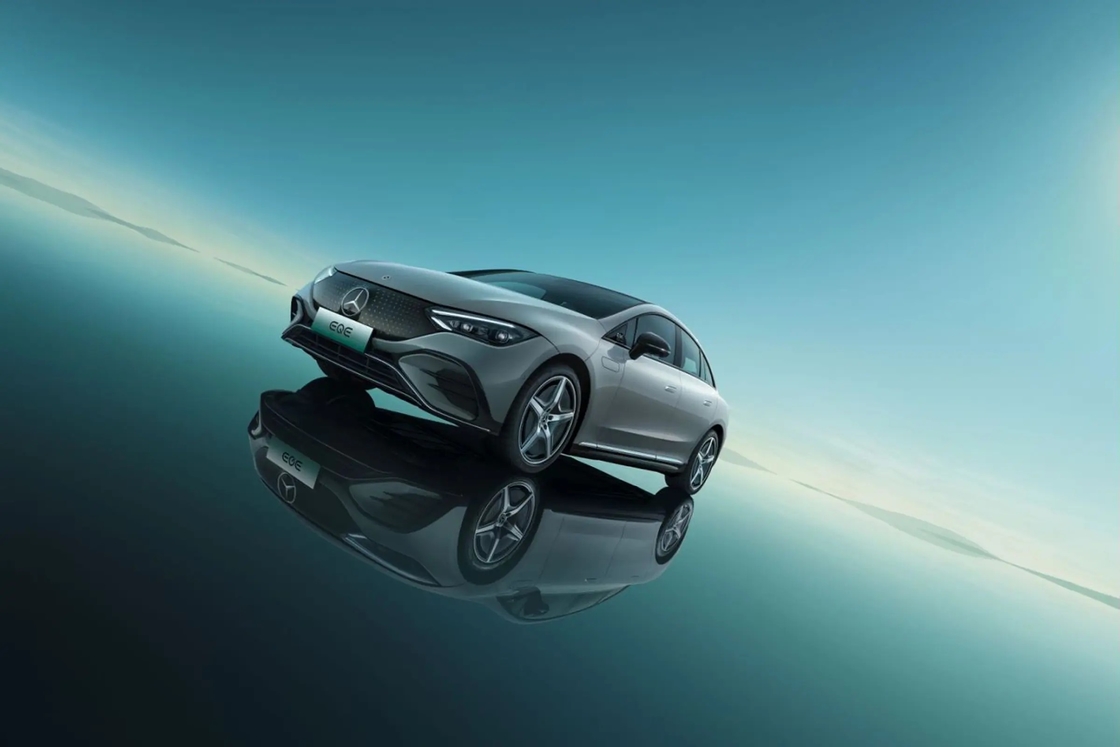 Rein elektrische EV-SUV Mercedes Benz EQE 350 4MATIC Elektroautos Neue Energiefahrzeuge