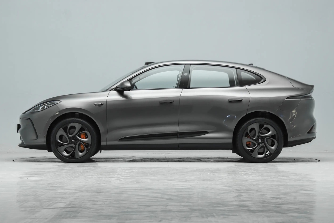 5 Sitzplätze IM Elektroauto Allradantrieb Zhiji LS6 Mittlerer und großer SUV