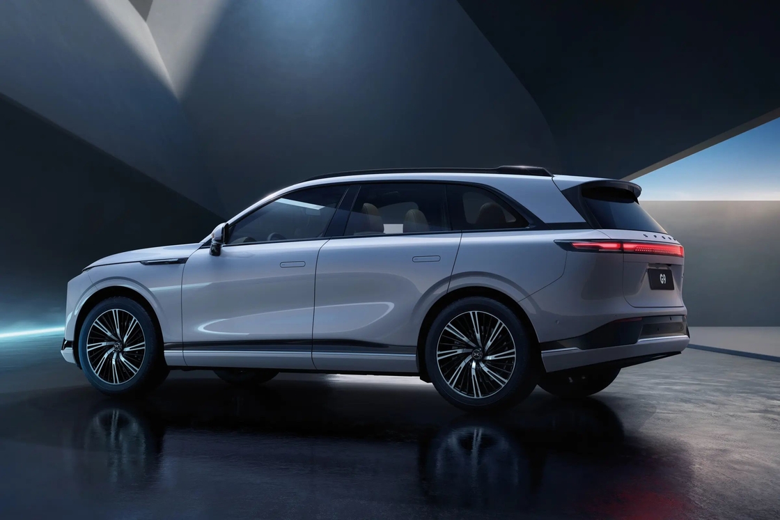 Kompaktes Xiaopeng Elektroauto SUV 5 Türen 5 Sitzplätze Xpeng G9 Elektroauto