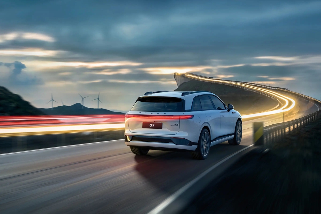 Mittlerer bis großer Xiaopeng Elektroauto 5 Türen 5 Sitzplätze Xpeng G9 Pure Electric SUV