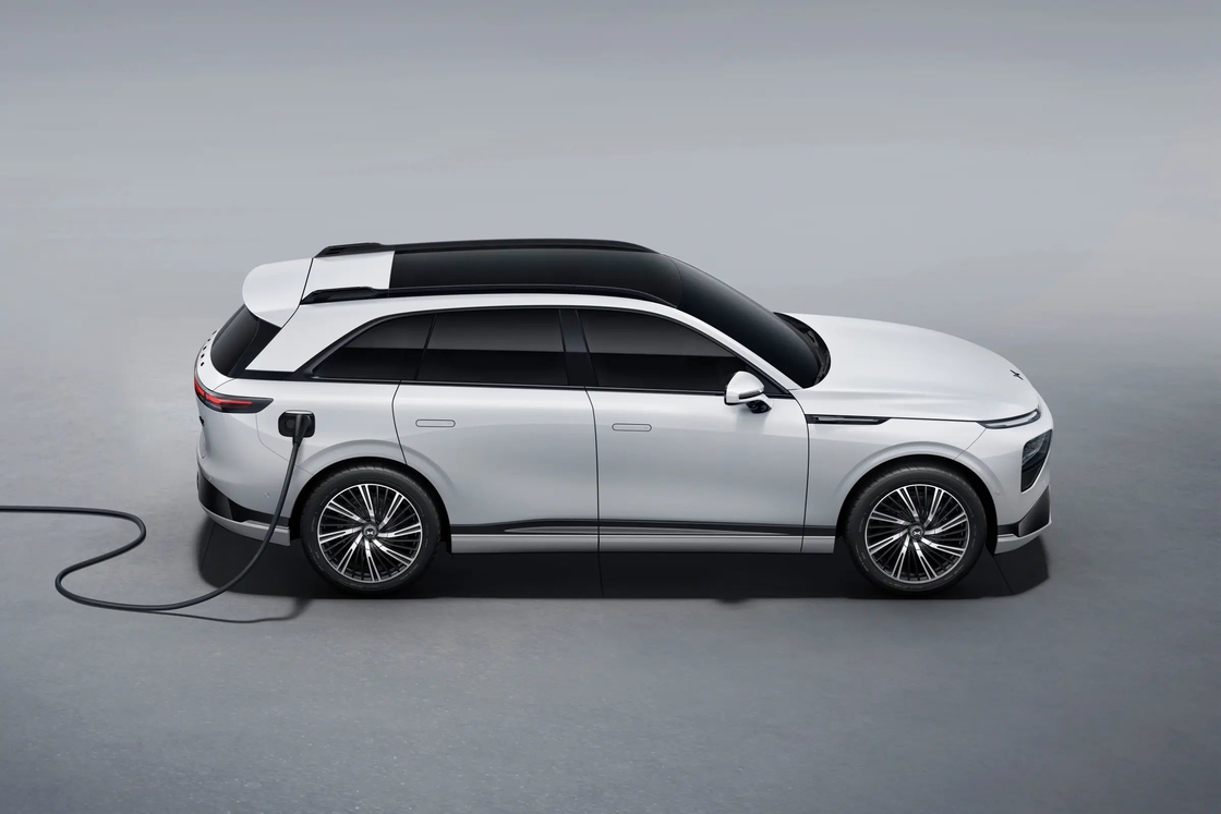 Kompaktes Xiaopeng Elektroauto SUV 5 Türen 5 Sitzplätze Xpeng G9 Elektroauto