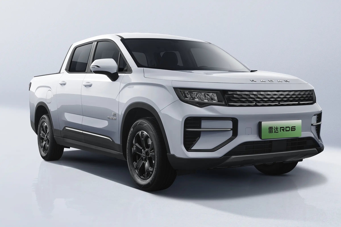 Kompaktes Geely Elektroauto 5 Türen 5 Sitzplätze Limousine Typ Geely Radar 6
