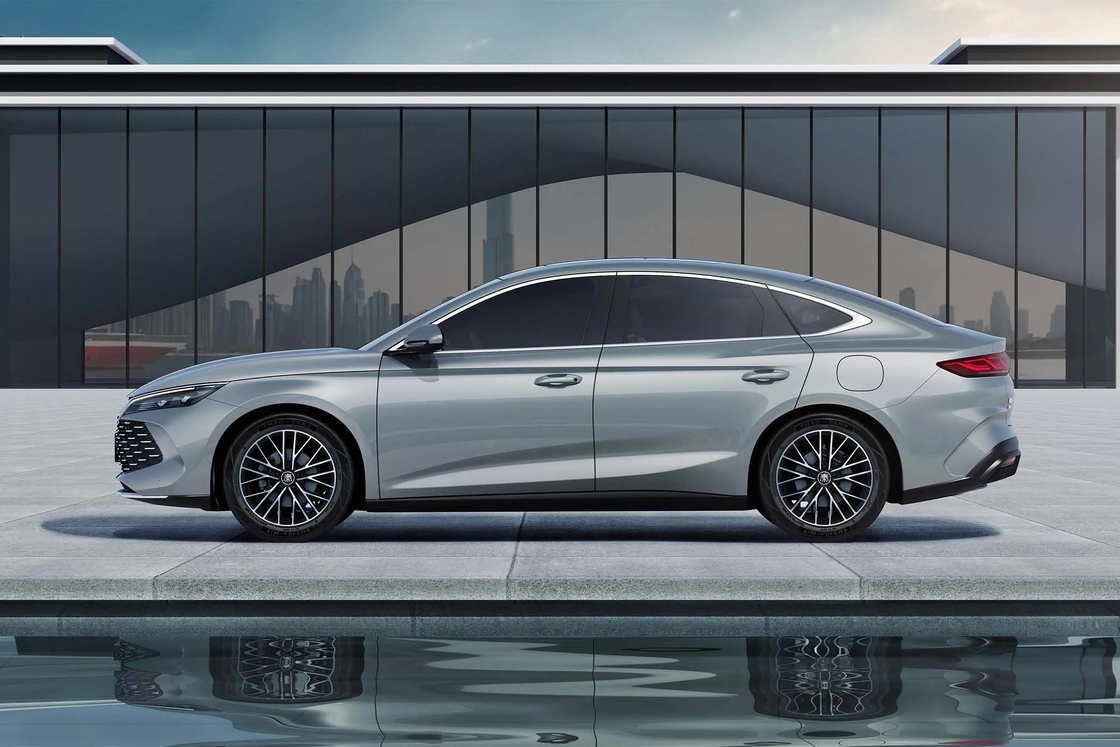 Plug In Hybrid FWD BYD Elektroauto 520km Reichweite Luxus BYD Qin L EV