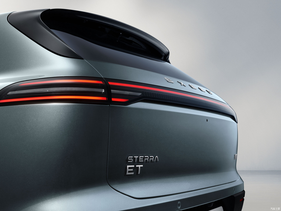 200 km/h Chery Elektroauto SUV EXEED ET 290 Nm Drehmoment mit Seitenabhänger Tür