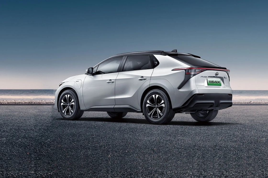 120 Mph FWD Toyota Bz4x Elektroauto Hatchback Mittelklasse SUV Pure Electric 204 PS