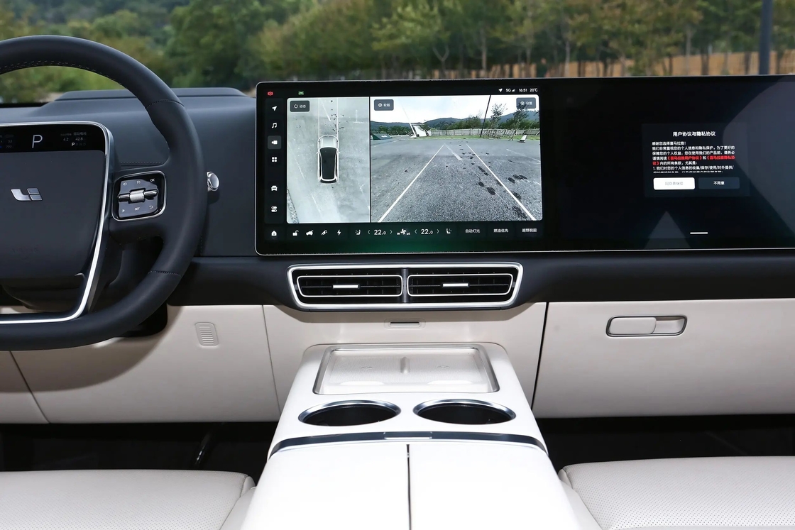 Lixiang L8 Familiengröße Elektroauto 400km mit langlebigen verschiedenen Felgen