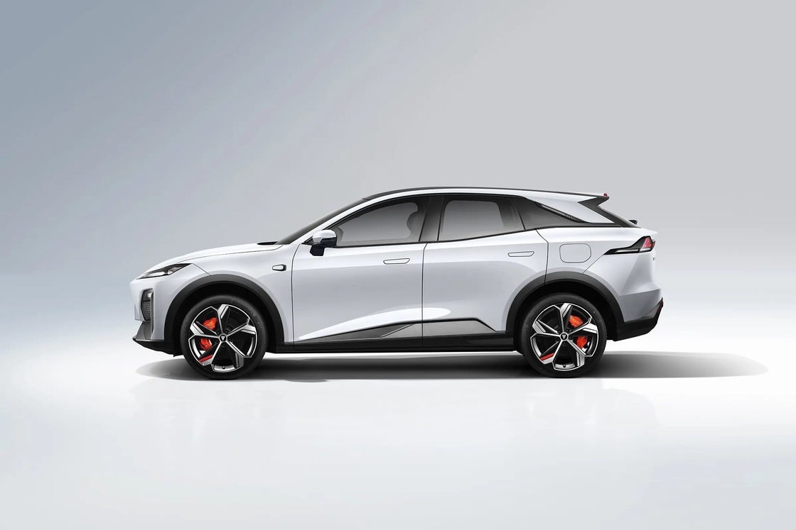 Changan Elektroauto DEEP BLUES07 Erweiterte Reichweite Neue-Energie-Fahrzeuge für nachhaltiges Fahren