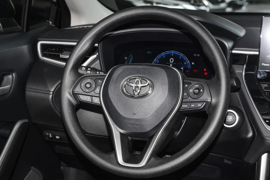 Hochleistungs-Toyota Benzin-Auto Corolla mit 2,0-Liter-Inline-Vier-Motor