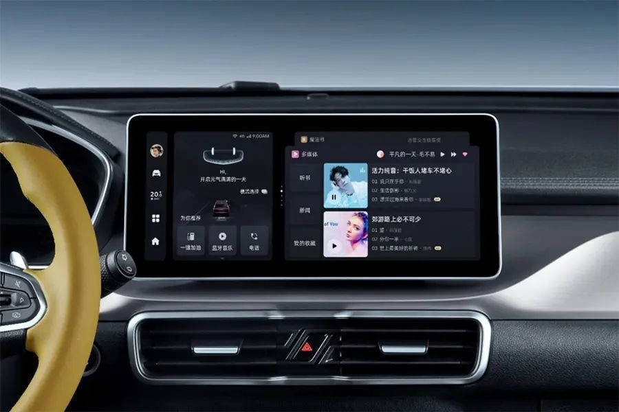 Geely-Benzinwagen mit automatischer Klimaanlage und Ledersitzen für komfortables Fahren