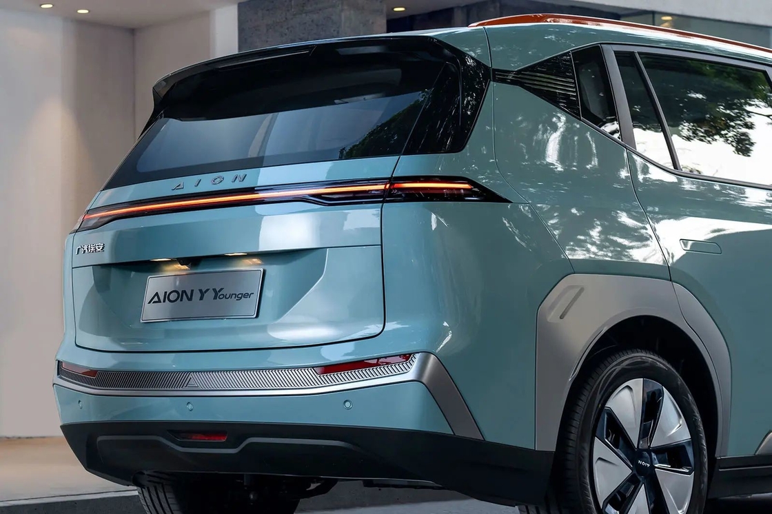 Niedrigverwendetes Elektroauto Aion Y mit staatlichem Unternehmen und garantiertem Kundendienst