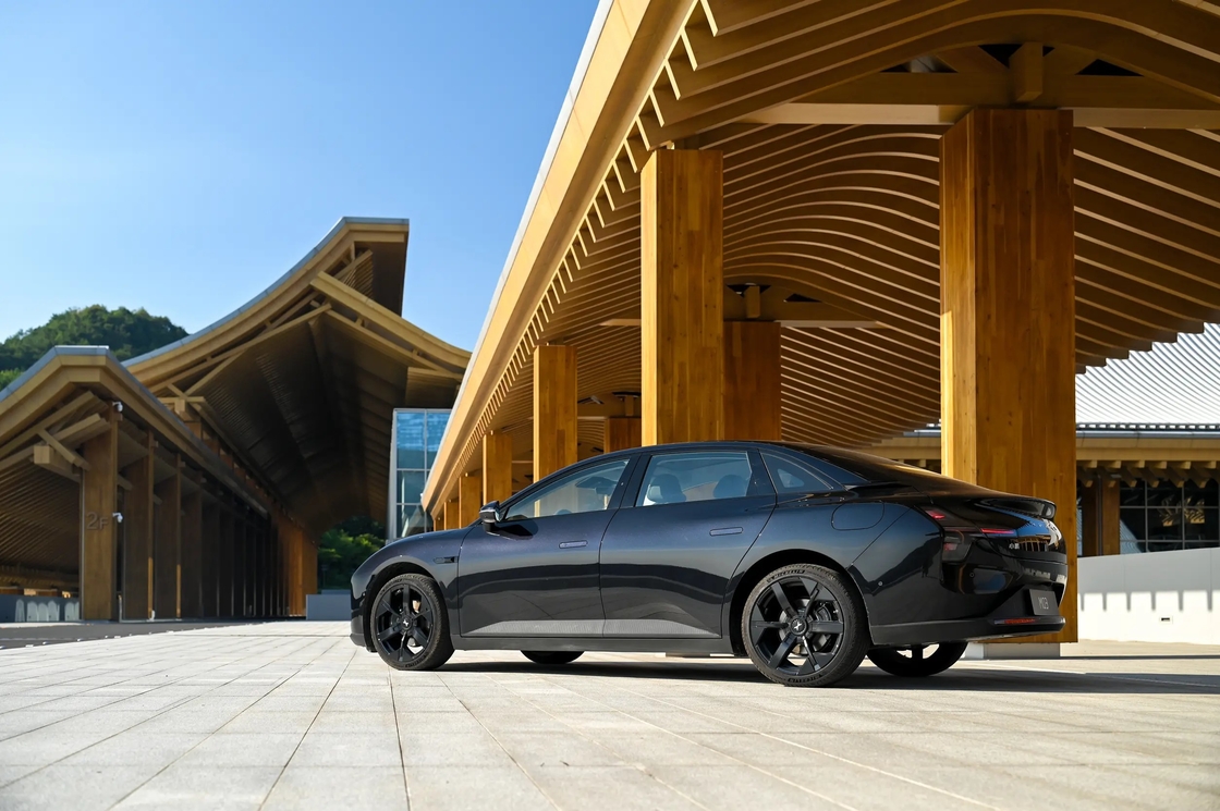 Xiaopeng Elektroauto M03 Die ideale Wahl mit geräumigem Innenraum und Infotainment-System