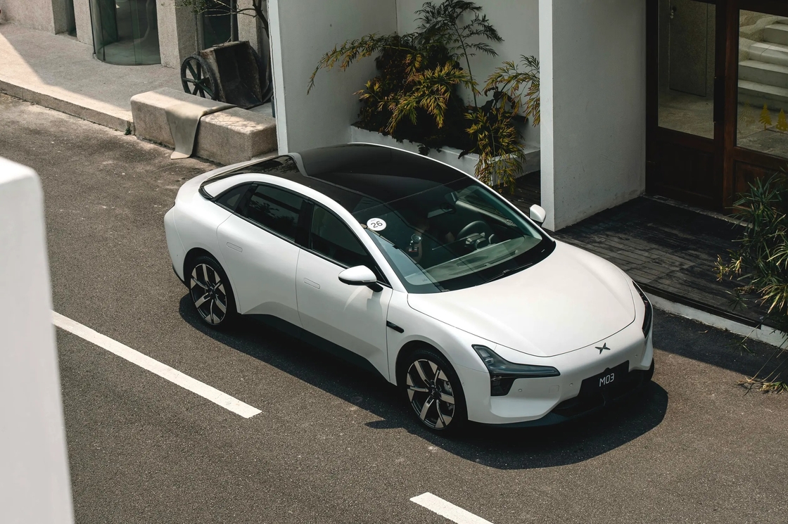 Xiaopeng-Elektroauto mit fortschrittlichen Sicherheitsmerkmalen für sorgenfreies Fahren