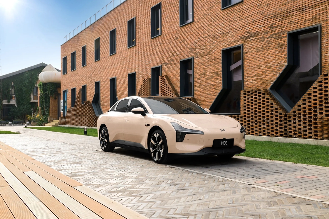 Xiaopeng-Elektroauto mit fortschrittlichen Sicherheitsmerkmalen für sorgenfreies Fahren