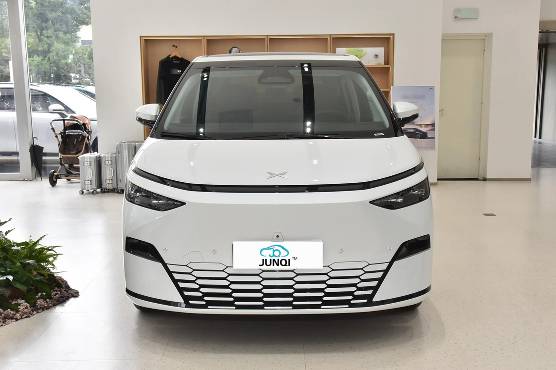 Hochwertiges Automatisches 610km Mpv Smart Control Chinesisches Elektro-Neufahrzeug für Xpeng X9