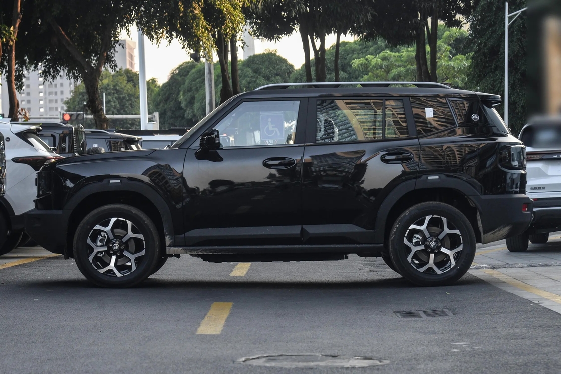 Jetour Shanhai T1 Modell 2024 Chery Plug-in Hybrid Drei-Gang-Fünf-Türer Fünf-Sitzer Kompakt SUV 1.5T 156 PS L4 Auto 2025