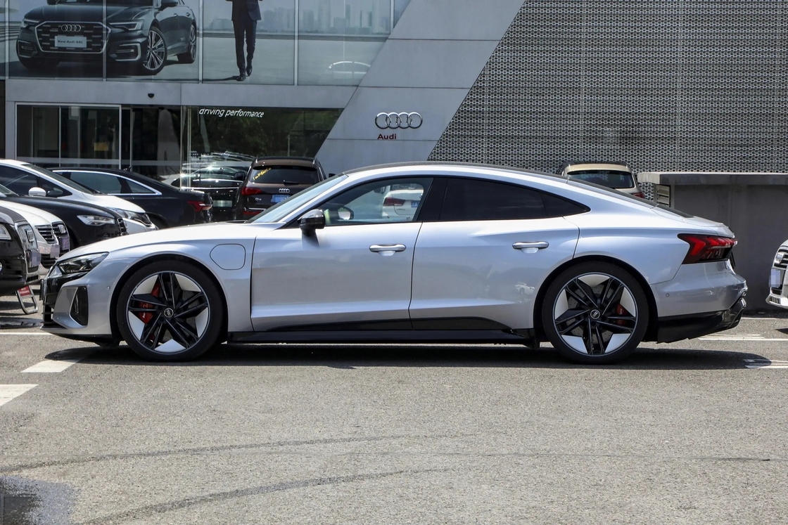Spot 2022 Neue Energie Au Di E Tron Hochgeschwindigkeitssport Elektroauto Au Di Etron Gebrauchtes Neues Auto Rs Au Di E-tron Gt Auto