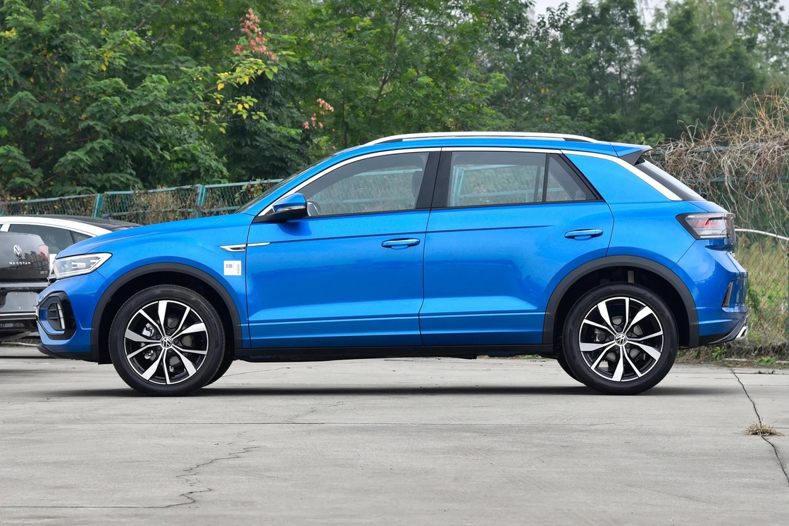 VOLKSWAGENs T-ROC 2024 2025 300TSI DSG 2WD STARLIGHT Neues Benzine Kompaktes SUV billiger Benzinwagen in China auf Lager VW TROC