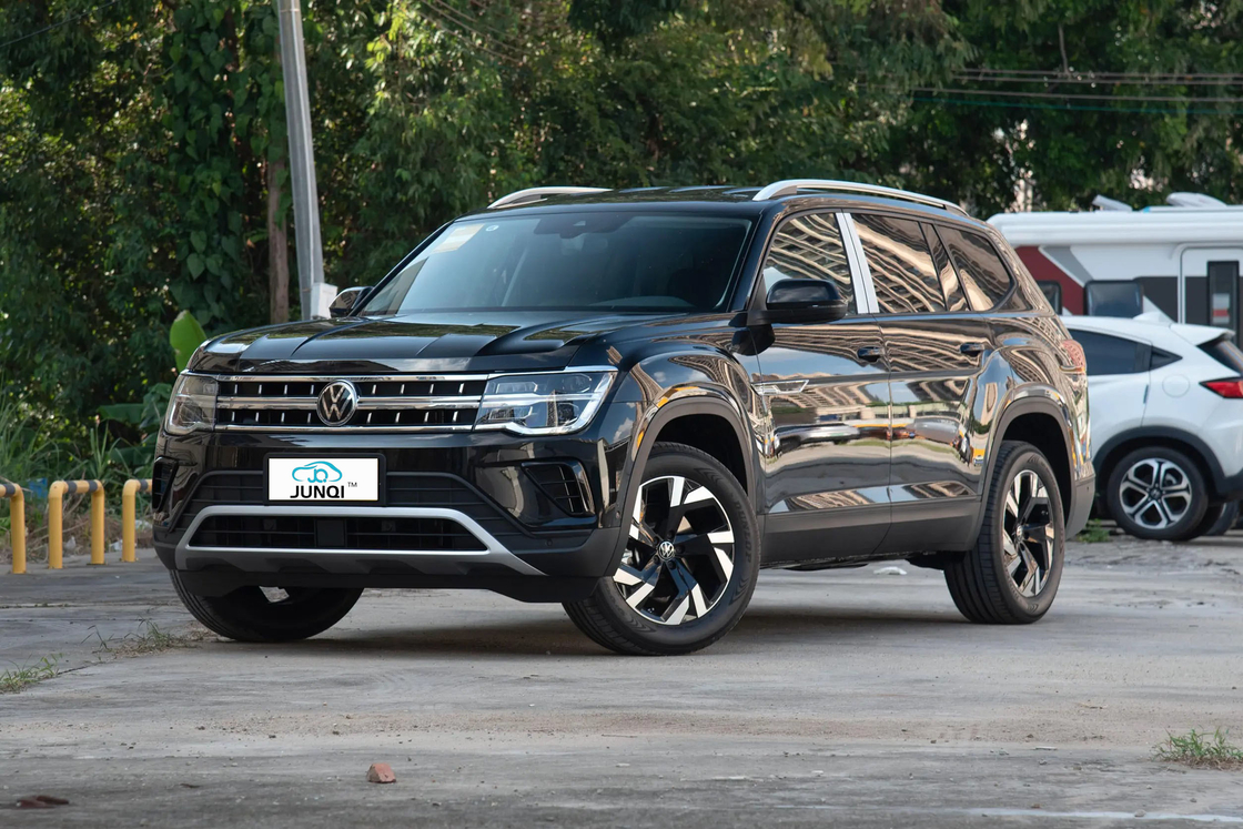 China Gebrauchtwagen VW Touron 2.5T-A/MT-530 4WD Flaggschiff-Version 7-Sitzer Großraum-SUV