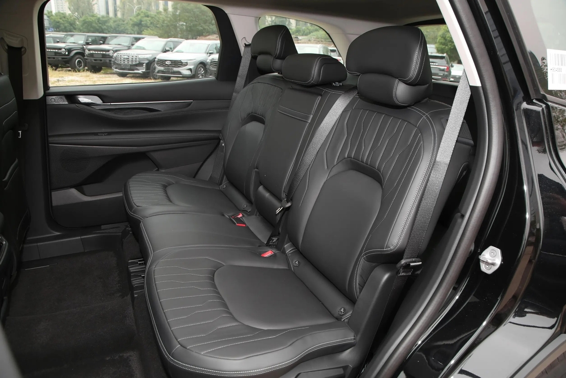Changan FORD -2024 Ruijie L 2.0T EcoBoost Zwei-Rad-Antrieb Sieben-Sitzer stilvolles Modell